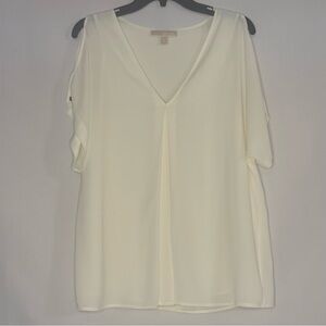Michael Kors Cream Pleated Front Cold Shoulder Blouse | Size Medium | EUC